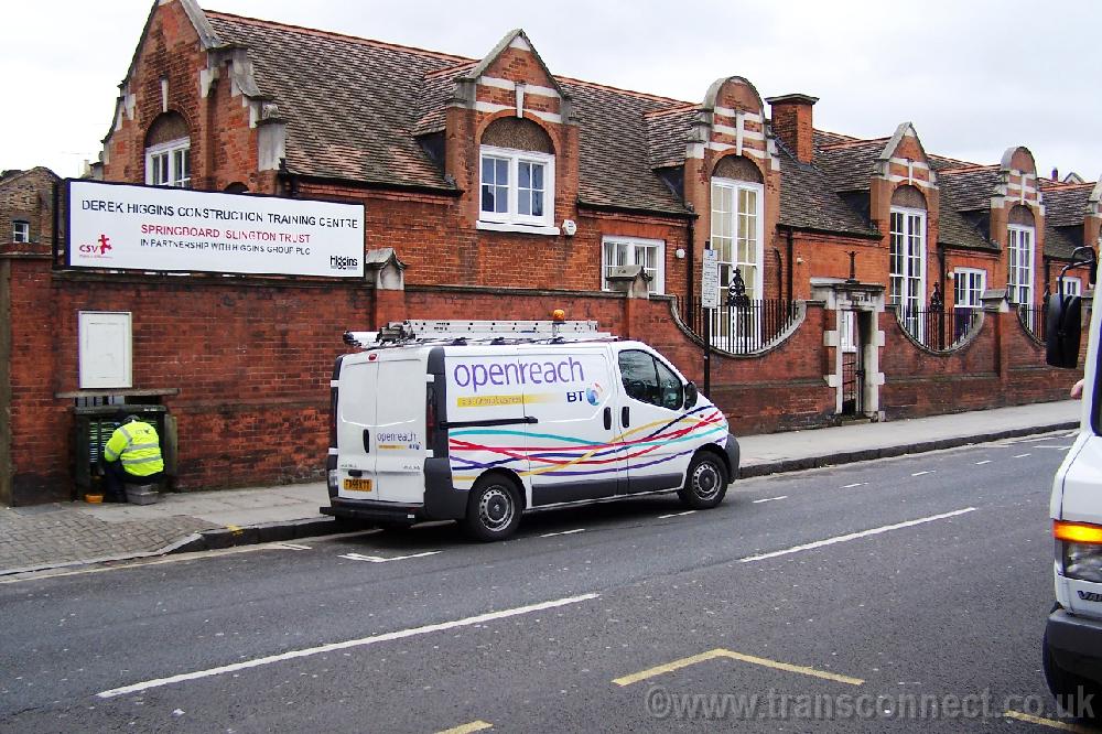 Openreach Van Oside Rear 100306.JPG